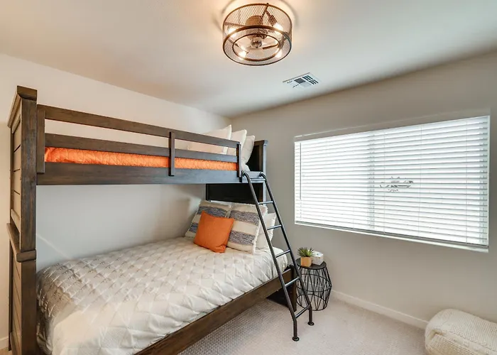 Holiday home Near Golfing & Shops: Scottsdale Gem W/ Patio! Phoenix