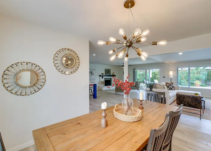 Near Golfing & Shops: Scottsdale Gem W/ Patio! *