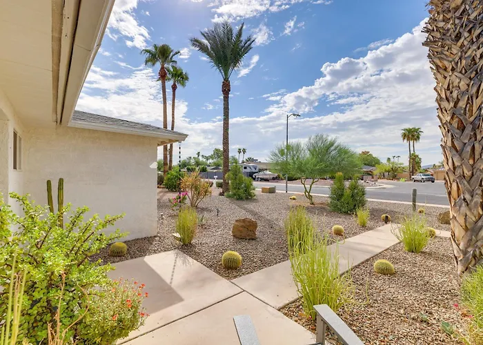 Near Golfing & Shops: Scottsdale Gem W/ Patio! *