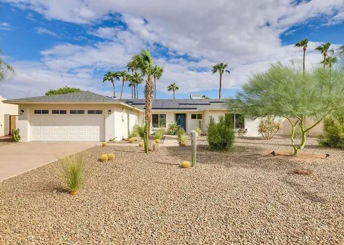 Near Golfing & Shops: Scottsdale Gem W/ Patio! *